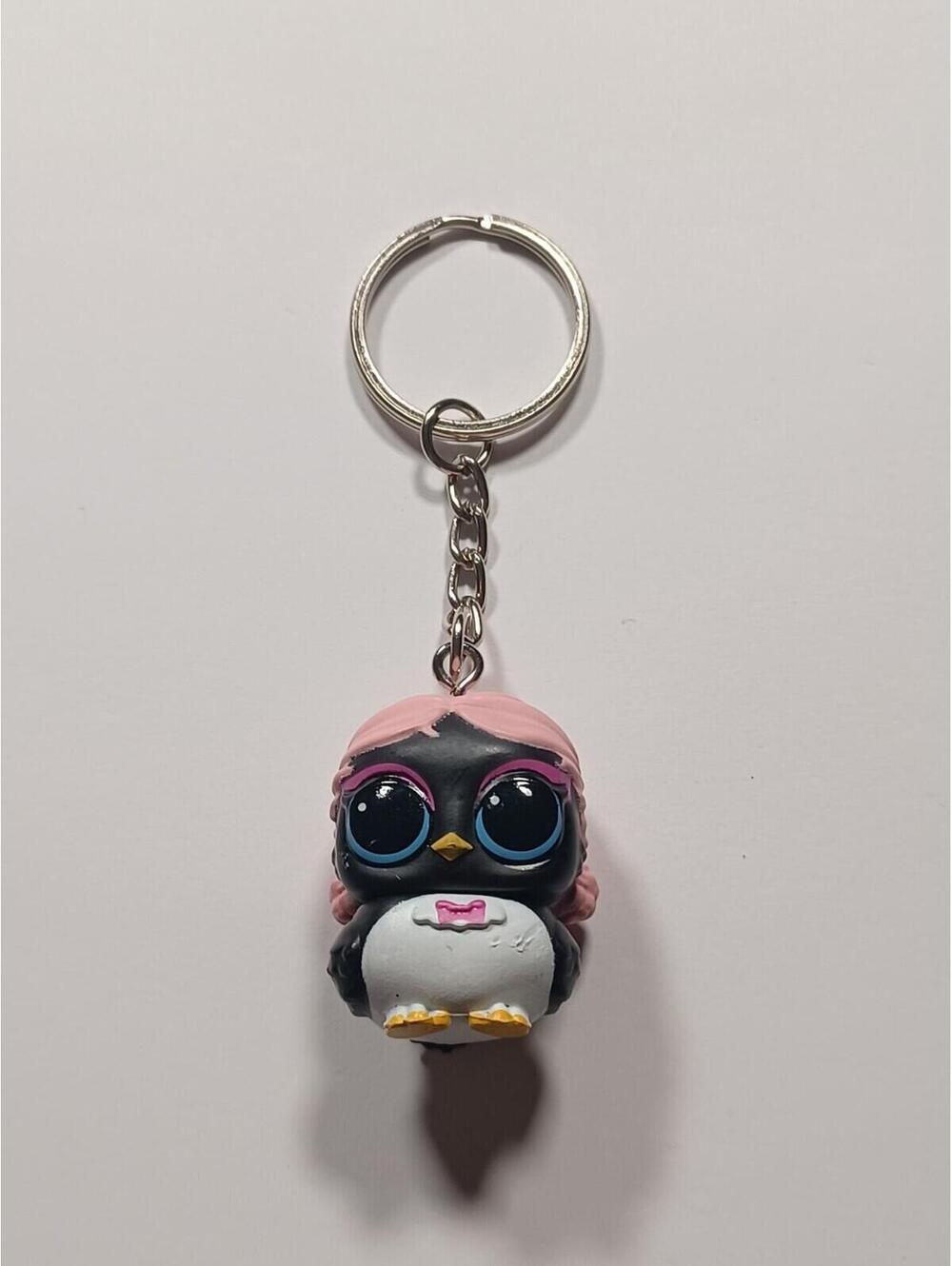 Lol Surprise Pet Lil Penguin in the City Penguin Keychain